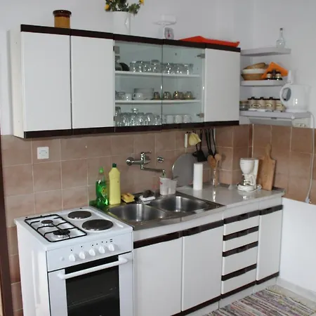 Apartamento By The Sea Arbanija, Ciovo - 11041